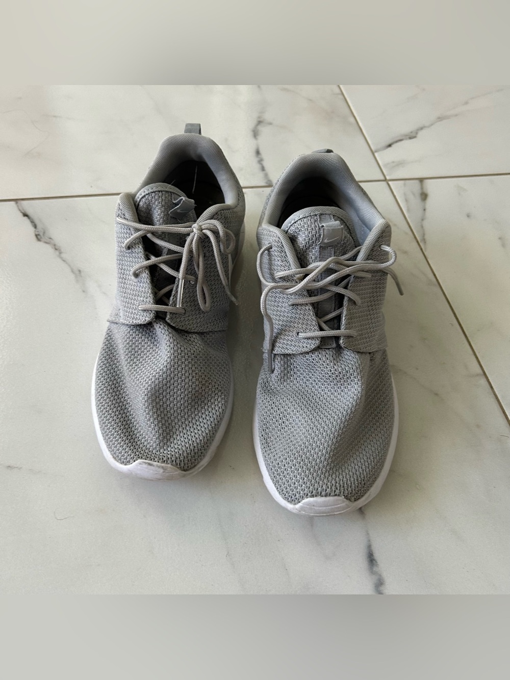 Men’s Nike Roshe Shoe Gray M10.5